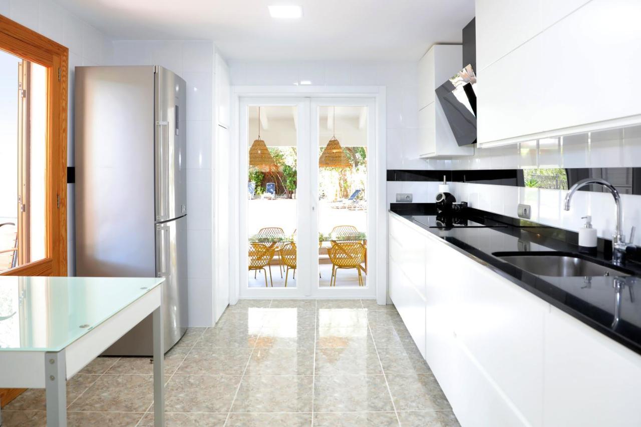 Villa Romani Sa Pobla Bagian luar foto