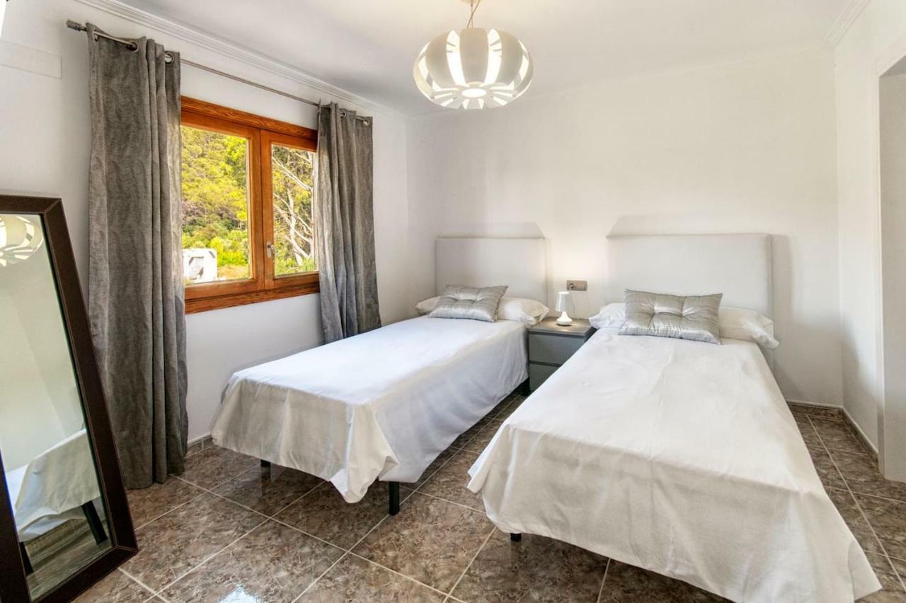 Villa Romani Sa Pobla Bagian luar foto